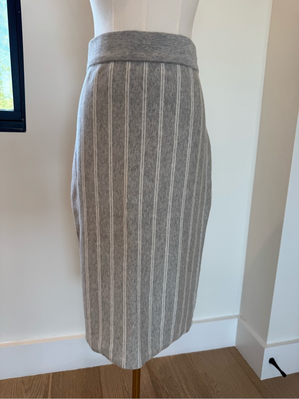 DownEast Gray Vertical-Stripe Pencil Skirt